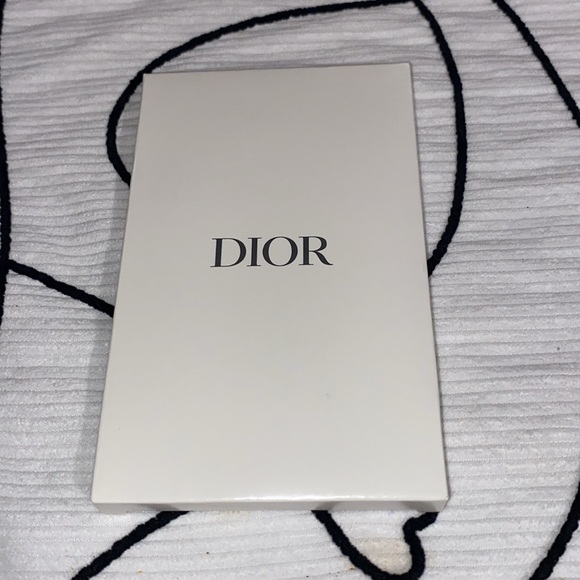 Dior Beauty Mirror with Case - Picture 9 of 9